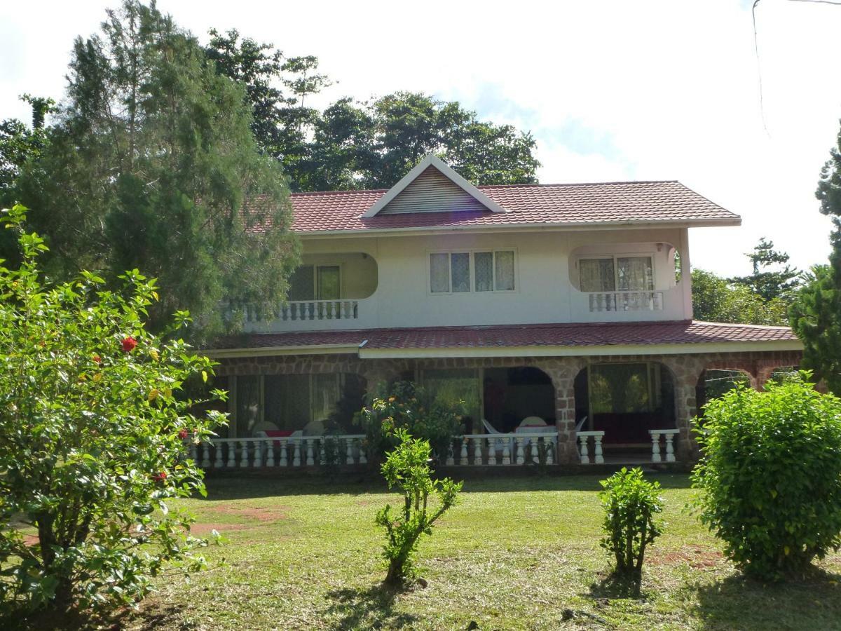 Hotel Chez Muriel Anse Volbert Village Exterior foto